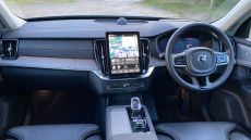 Volvo XC90 2.0 T8 PHEV Ultra Dark 5dr AWD Geartronic Estate